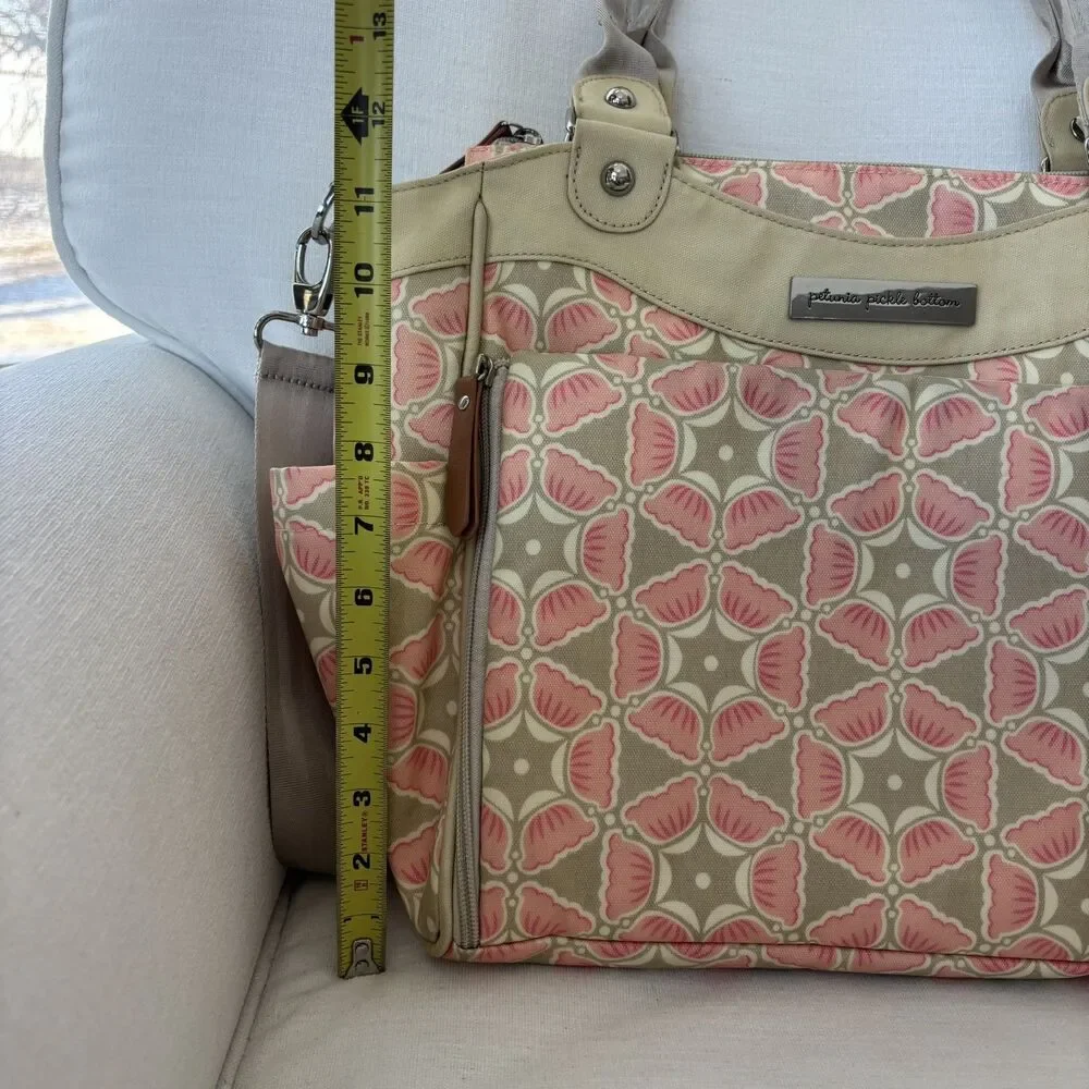 Petunia Pickle Bottom City Carryall Blooming Brixham Diaper Bag Pink Beige Chic
